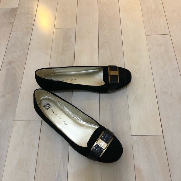 Anne Klein Suede flats - Picture 2 of 6
